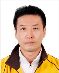 邹侑根
